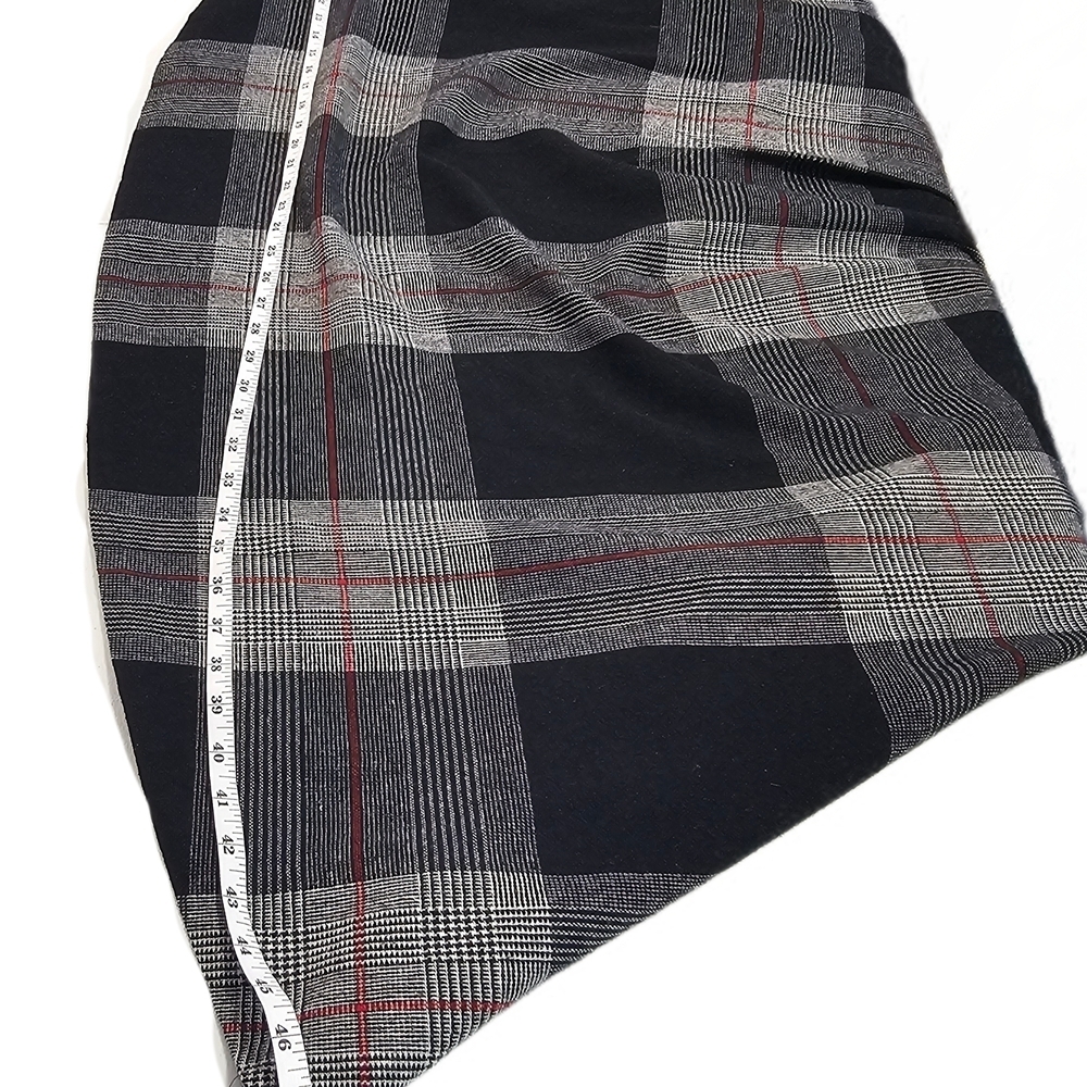 Vintage Wool Blend Plaid Womens Black & Gray Plaid Midi Skirt - Picture 13 of 16